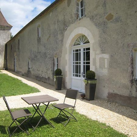 Chateau De Puyrigaud Bed & Breakfast Leoville Ngoại thất bức ảnh